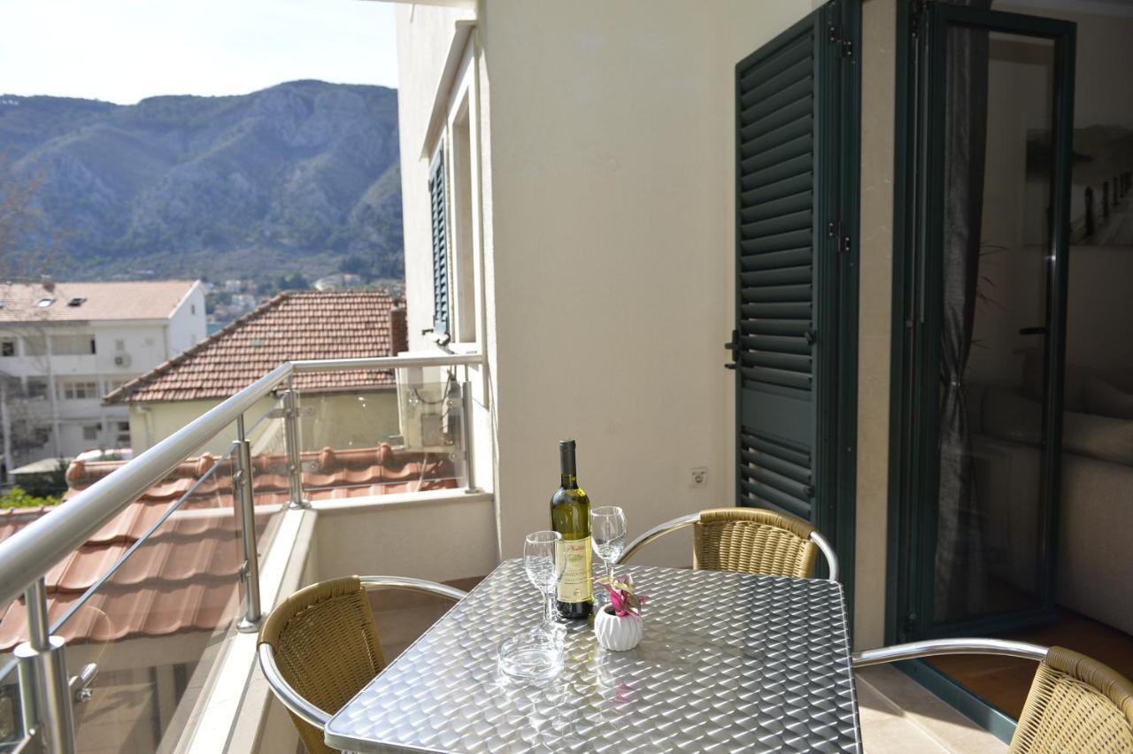 Promenade,5 Min Old Town Apartment โกตอร์ ภายนอก รูปภาพ