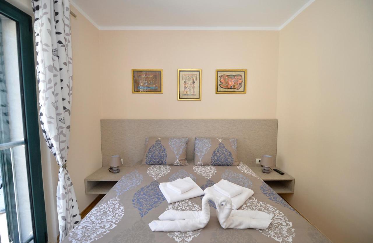 Promenade,5 Min Old Town Apartment โกตอร์ ภายนอก รูปภาพ
